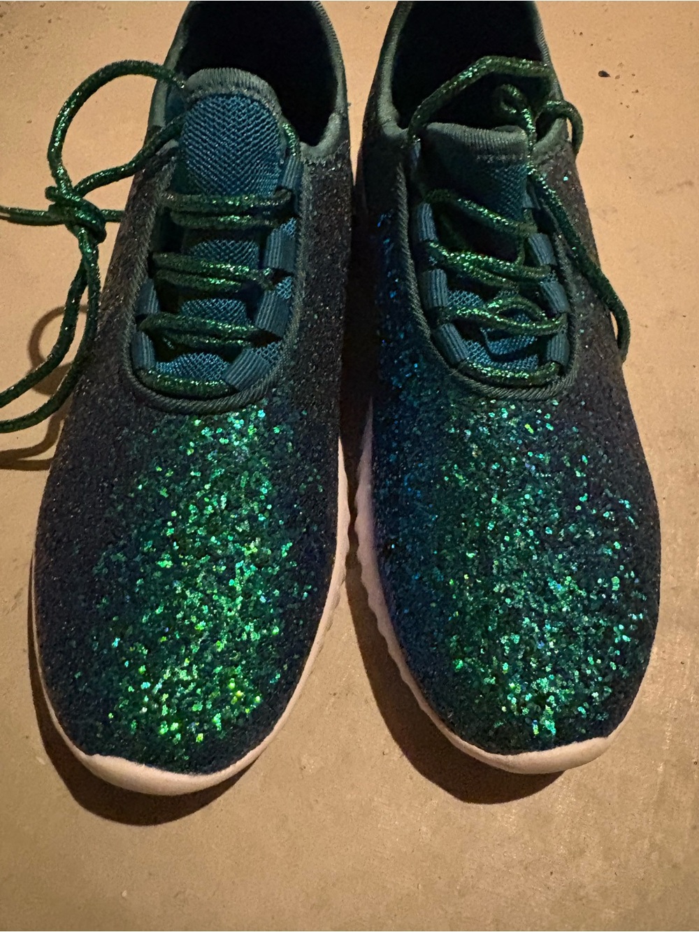 Girls'/ladies size 6.5 Sparkle Glitter Lace-Up Sneakers - Green/blue NEW!